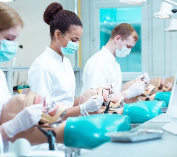 busy medicine students on classes 1